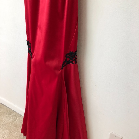 Red Trashy Lingerie Gown - Picture 3 of 5